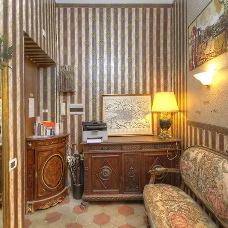 Art Domus Reale Bed & Breakfast